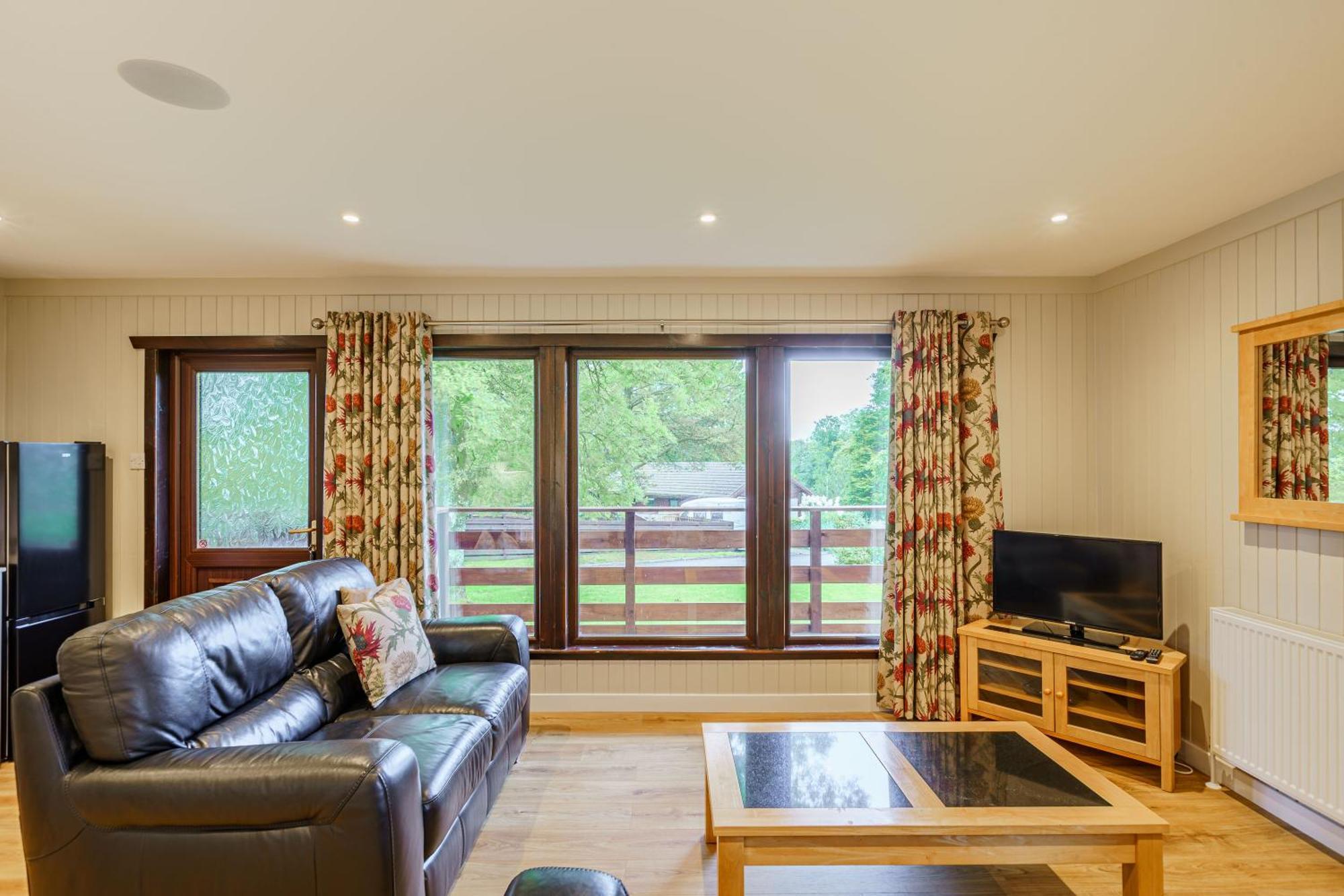 Bluebell Lodge 4 With Hot Tub Newton Stewart Dış mekan fotoğraf