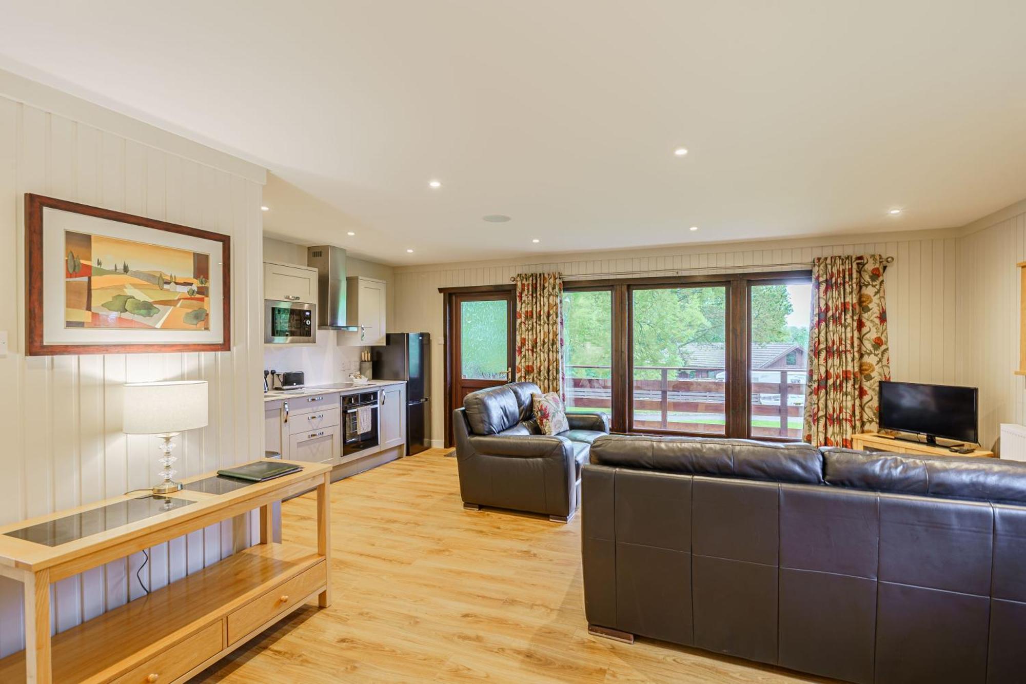 Bluebell Lodge 4 With Hot Tub Newton Stewart Dış mekan fotoğraf