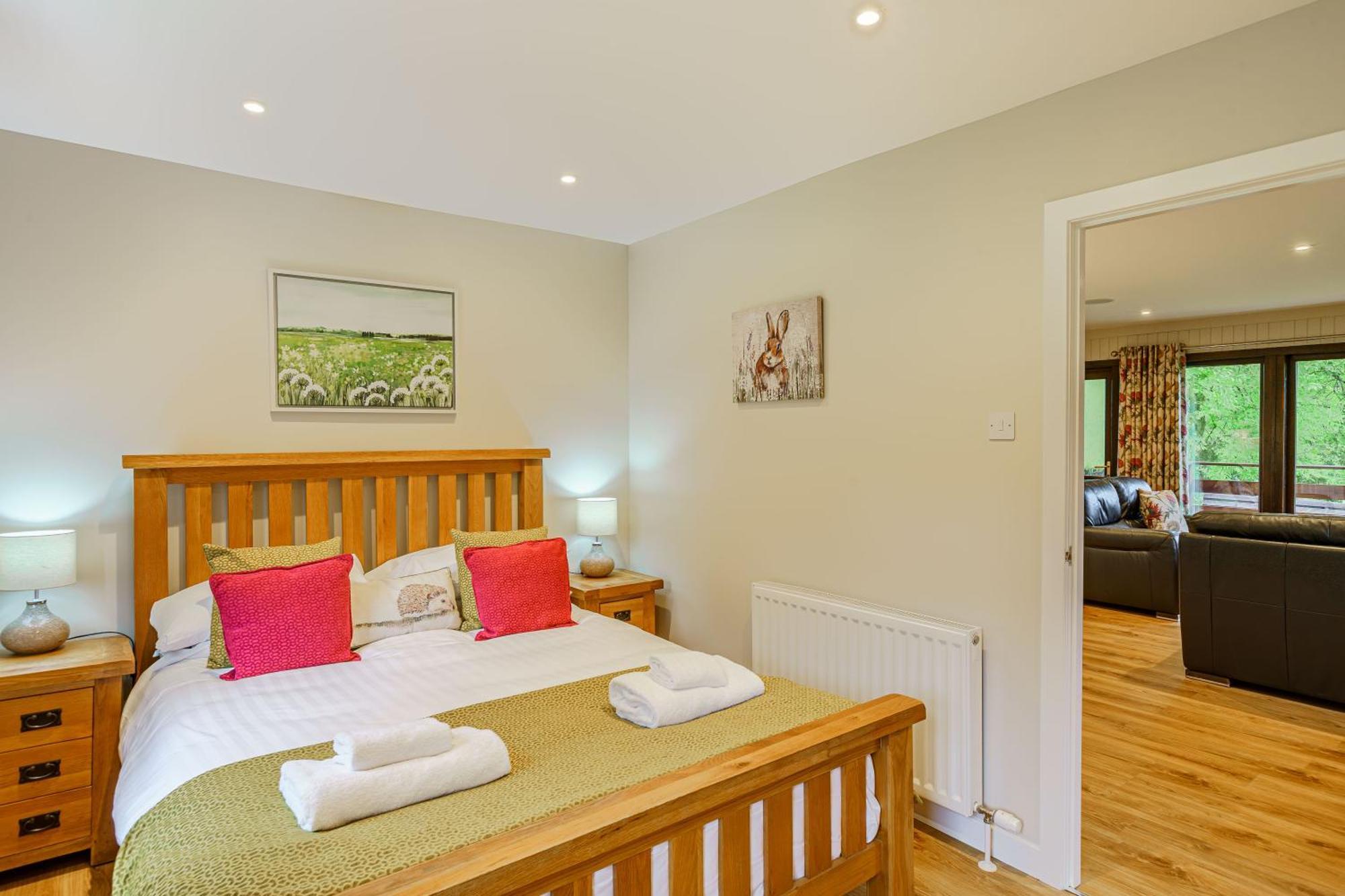 Bluebell Lodge 4 With Hot Tub Newton Stewart Dış mekan fotoğraf